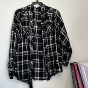 Torrid 3 Black and White Checkered shirt